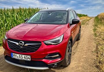 Opel Grandland (X) 64.000 km 20.500 &euro; Kerben 56295