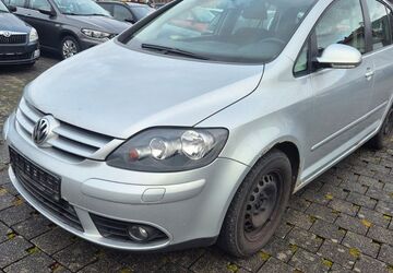 VW Golf 108.000 km 1.790 &euro; Boppard/Bad Salzig 56154