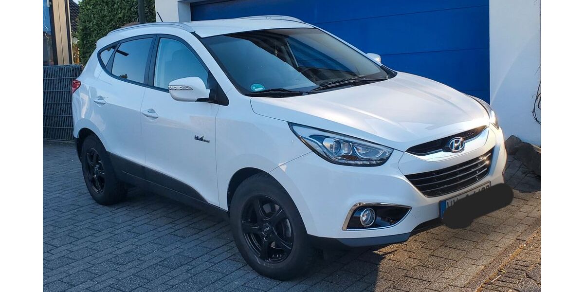 Hyundai ix35 38.100 km 11.500 &euro; Siershahn 56427