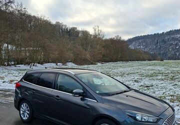 Ford Focus 174.000 km 5.999 &euro; Hausen 53547