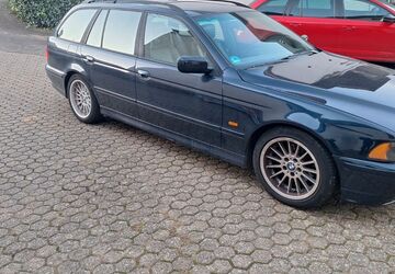BMW 525 271.000 km 4.000 &euro; Hartenfels 56244