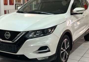 Nissan Qashqai 132.470 km 14.500 &euro; Mayen 56727