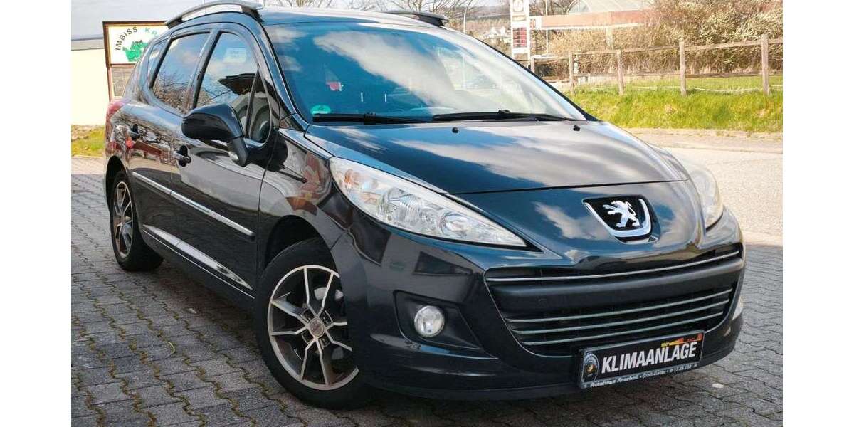 Peugeot 207 165.000 km 2.750 &euro; Nastätten 56355