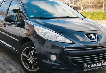 Peugeot 207 165.000 km 2.750 &euro; Nastätten 56355