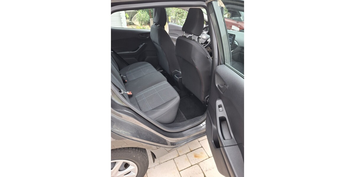 Ford Fiesta 7.900 km 13.500 &euro; Winningen 56333