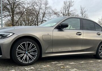 BMW 330 63.000 km 28.500 &euro; Diez 65582