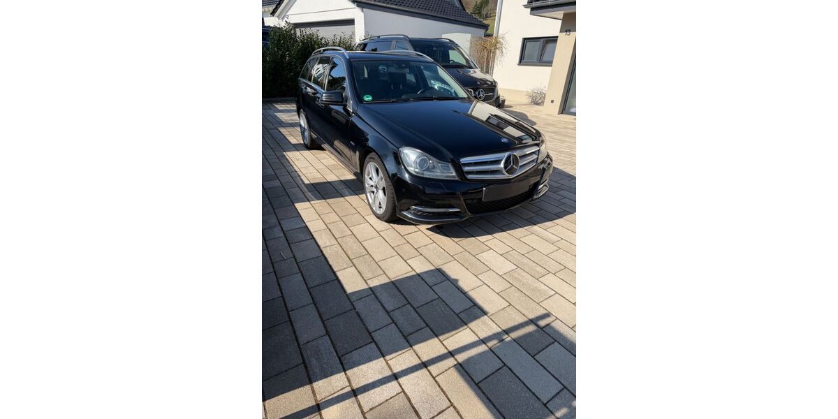 Mercedes-Benz C 250 230.050 km 9.499 &euro; Gackenbach 56412