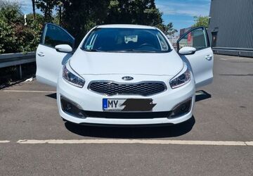 Kia ceed / Ceed 136.000 km 9.000 &euro; Andernach 56626