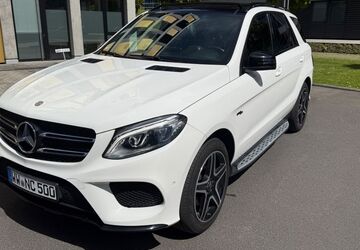 Mercedes-Benz GLE 350 158.000 km 29.500 &euro; Holler 56412