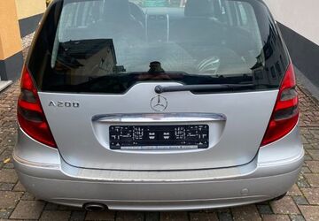 Mercedes-Benz A 200 217.996 km 1.400 &euro; Koblenz 56072