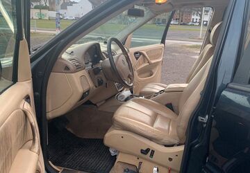 Mercedes-Benz ML 270 330.000 km 2.900 &euro; Andernach 56626