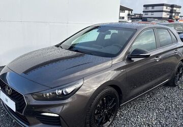 Hyundai i30 98.250 km 15.900 &euro; Mülheim Kärlich bei Koblenz 56218