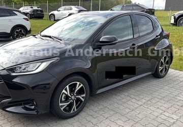 Toyota Yaris 3.985 km 23.990 &euro; Weißenthurm 56575