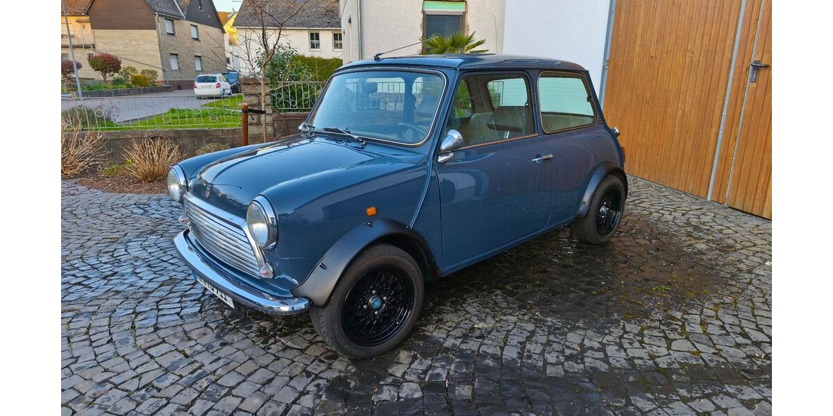 Mini 1000 90.000 km 8.500 &euro; Großholbach 56412