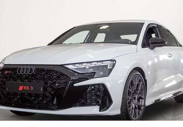 Audi RS3 2.420 km 72.240 &euro; Diez 65582
