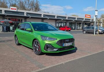 Ford Focus 42.500 km 28.900 &euro; Montabaur 56410