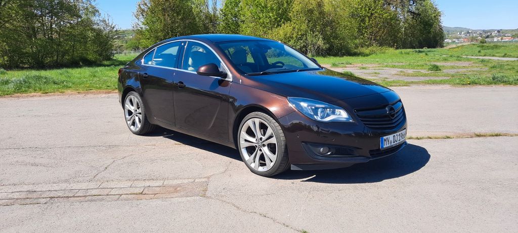Opel Insignia 93.000 km 9.300 &euro; Kottenheim 56736