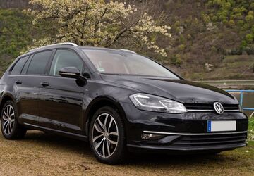 VW Golf 215.000 km 11.590 &euro; Spay 56322