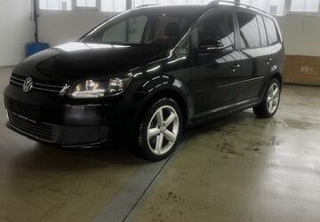 VW Touran 132.200 km 8.900 &euro; Mayen 56727
