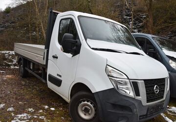Nissan NV400 36.000 km 11.500 &euro; Trimbs 56753
