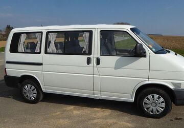 VW T4 Caravelle 302.000 km 11.500 &euro; Scheidt 56379