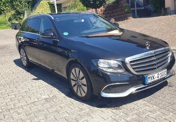 Mercedes-Benz E 200 203.000 km 16.900 &euro; Urbar 56182